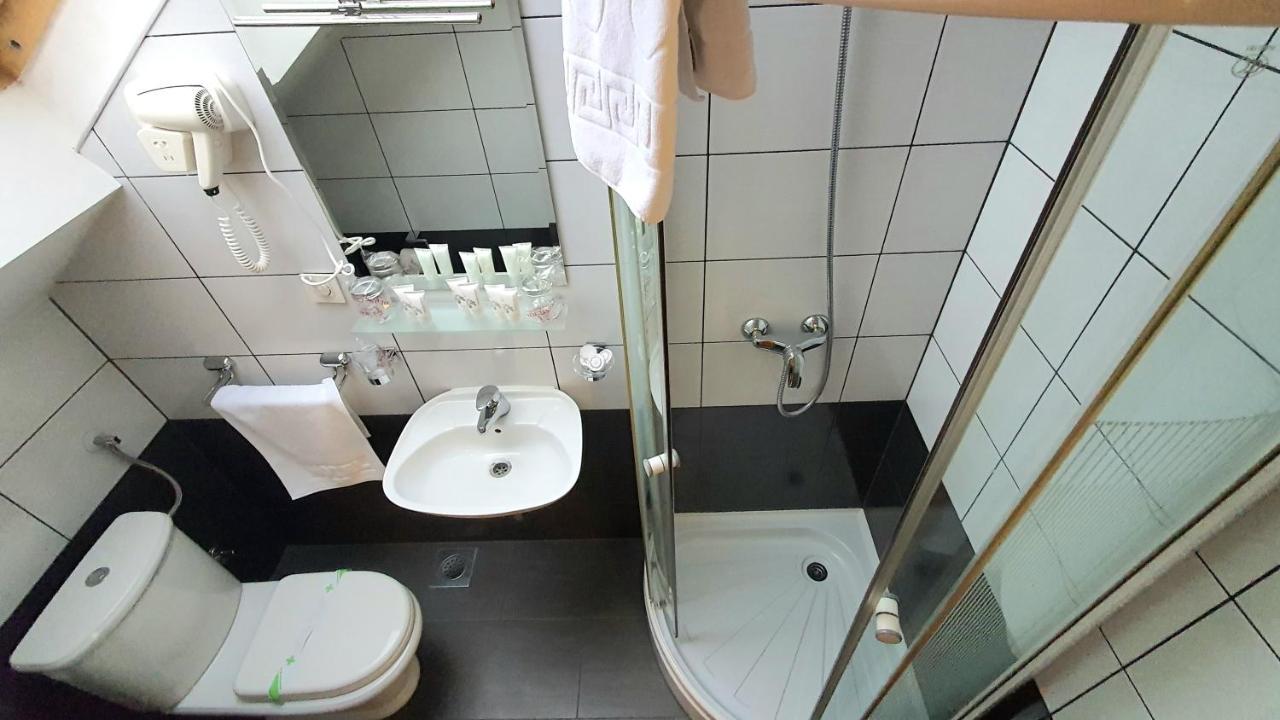 Deluxe Nortel Hotel Sarajevo Ngoại thất bức ảnh