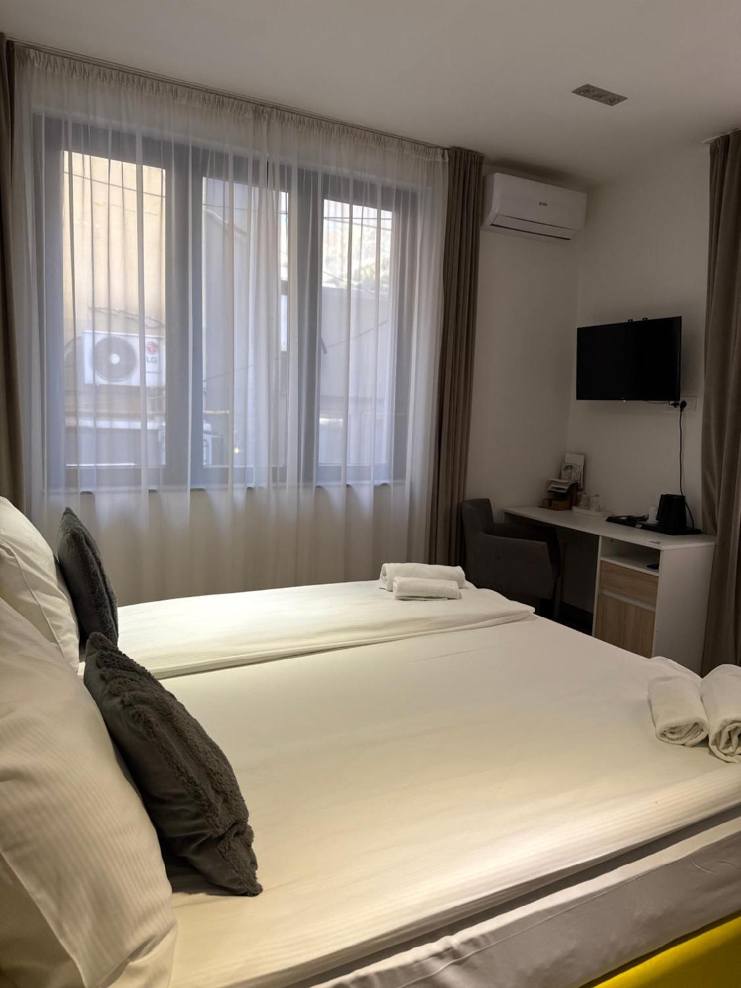Deluxe Nortel Hotel Sarajevo Ngoại thất bức ảnh