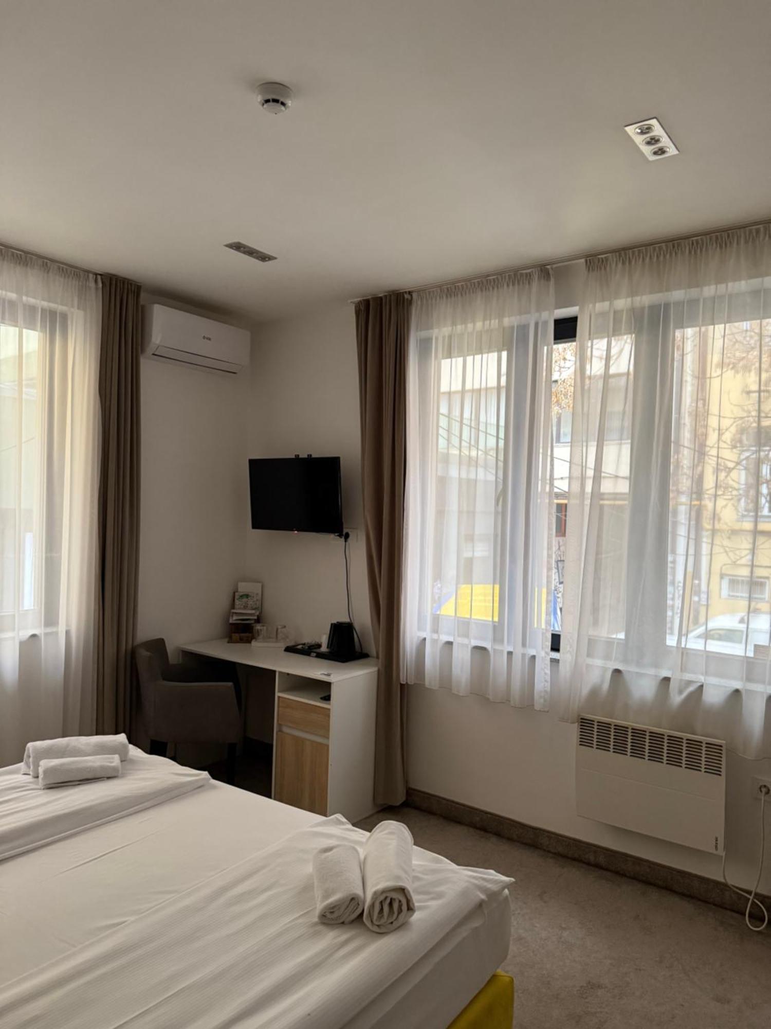 Deluxe Nortel Hotel Sarajevo Ngoại thất bức ảnh